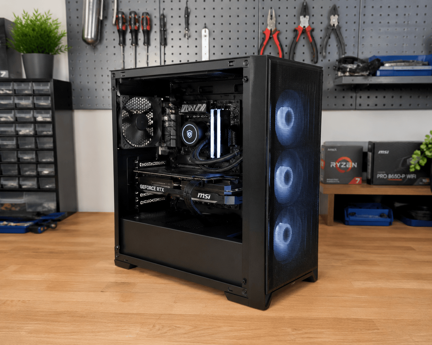 Computerassemblage in progress
